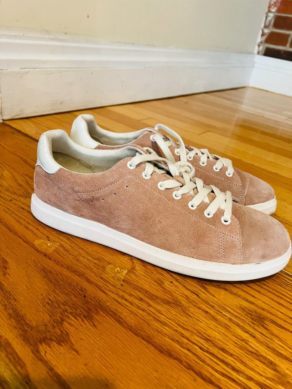 TORY BURCH Howell Court Ruffle Sneaker - Dusty Pink/ New Ivory Size 11 M